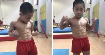 Bao đấng mày râu ghen tị với cơ bụng 8 múi của cậu bé 7 tuổi