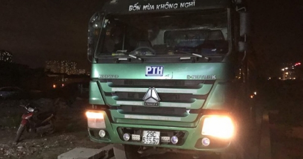 Lái xe tải gắn lô gô PTH chở quá tải 200%, gọi “cứu viện” nhưng bất thành