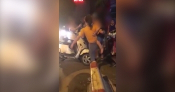 "Sống chung với mẹ chồng" phiên bản đời thực: Con dâu cãi vã, rút dép ném mẹ chồng