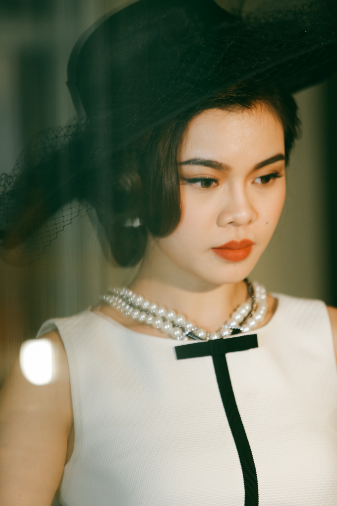 L&yacute; do Giang Hồng Ngọc kh&ocirc;ng đua đ&ograve;i h&agrave;ng hiệu