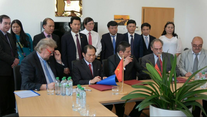 K&yacute; kết bi&ecirc;n bản ghi nhớ giữa Doanh nghiệp Đức v&agrave; C&ocirc;ng ty CP hợp t&aacute;c thương mại to&agrave;n cầu.