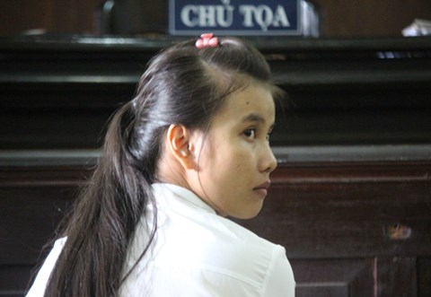 Trần T&ocirc; Minh Ch&acirc;u tại t&ograve;a ph&uacute;c thẩm s&aacute;ng 7/7. (Ảnh: b&aacute;o An ninh thủ đ&ocirc;)