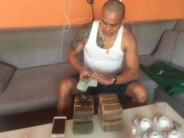 Nghi phạm từng khoe cuộc sống xa hoa, gi&agrave;u c&oacute; tr&ecirc;n Facebook.