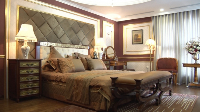 Ph&ograve;ng ngủ sang trọng, rộng tho&aacute;ng đ&oacute;n &aacute;nh sang tự nhi&ecirc;n