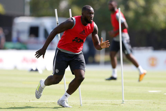 Lukaku c&oacute; buổi tập đầu ti&ecirc;n ở Manchester United