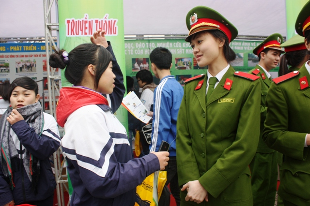 Đối với việc thay đổi nguyện vọng, th&iacute; sinh vẫn c&oacute; thể điều chỉnh nguyện vọng x&eacute;t tuyển như sau: