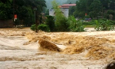 Lũ qu&eacute;t, sạt lở đất, ngập &uacute;ng ở v&ugrave;ng trũng c&oacute; khả năng xảy ra tại nhiều tỉnh ở v&ugrave;ng n&uacute;i ph&iacute;a Bắc v&agrave; c&aacute;c tỉnh từ Thanh H&oacute;a đến Quảng B&igrave;nh. Ảnh: minh họa