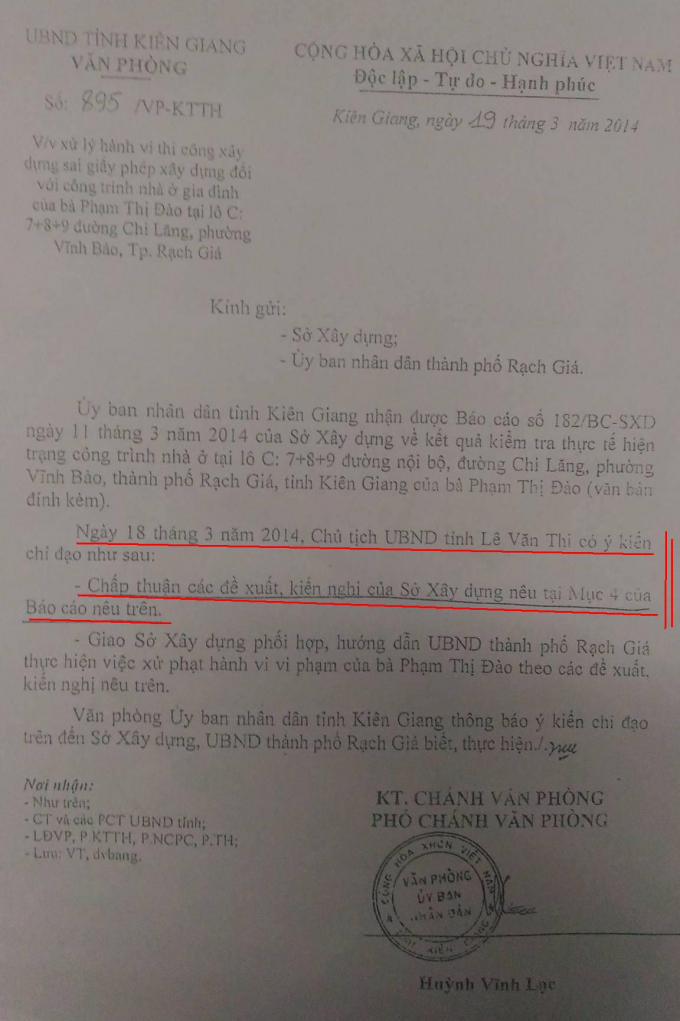 B&agrave; Đ&agrave;o cho rằng, C&ocirc;ng văn số 895/VP- KTTH của VP UBND tỉnh Ki&ecirc;n Giang gửi Sở X&acirc;y dựng, UBND TP Rạch G&iacute;a đồng &yacute; kiến nghị của Sở X&acirc;y dựng về việc giải quyết c&ocirc;ng tr&igrave;nh b&agrave; Đ&agrave;o, nhưng UBND TP Rạch G&iacute;a kh&ocirc;ng thực hiện?