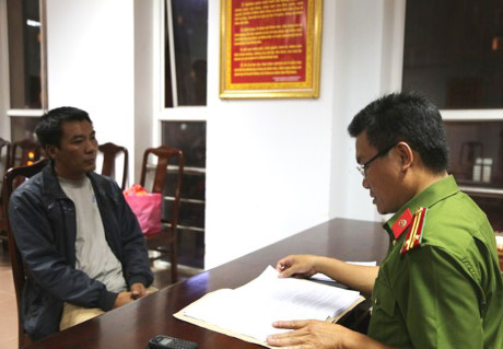 Trung tại cơ quan C&ocirc;ng an.