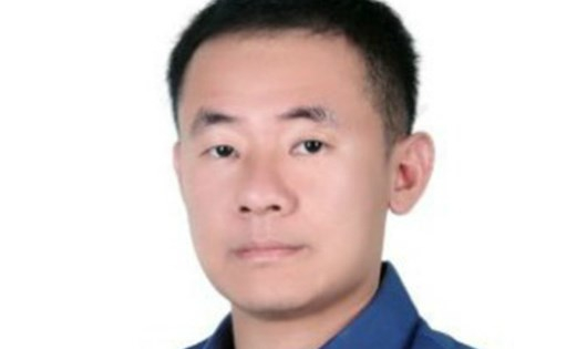 &Ocirc;ng Xiyue Wang.