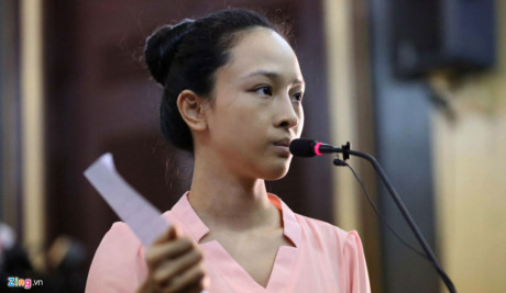 Phương Nga đ&atilde; được tại ngoại v&agrave;o ng&agrave;y 29/6 vừa qua.&nbsp;(Ảnh : Zing.vn)