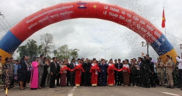 Kỉ niệm 50 năm quan hệ ngoại giao và Lễ thông xe cặp cửa khẩu Quốc tế Lệ Thanh-O Yadav