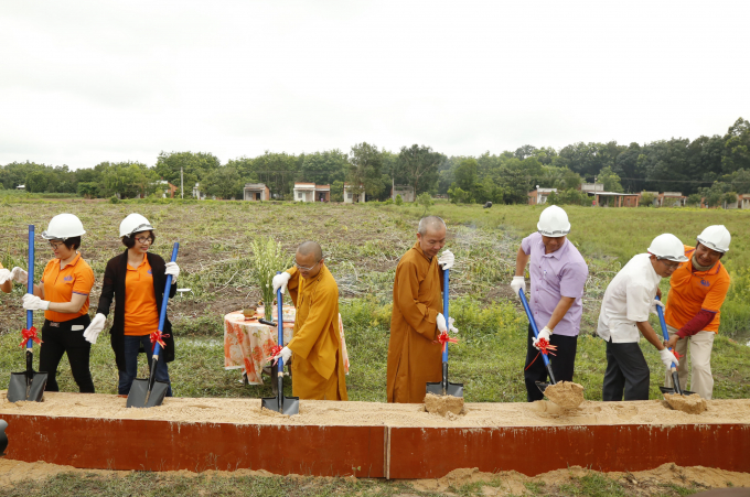Động thổ x&acirc;y dựng 183 căn nh&agrave; cho việt kiều 3 kh&ocirc;ng hồi hương