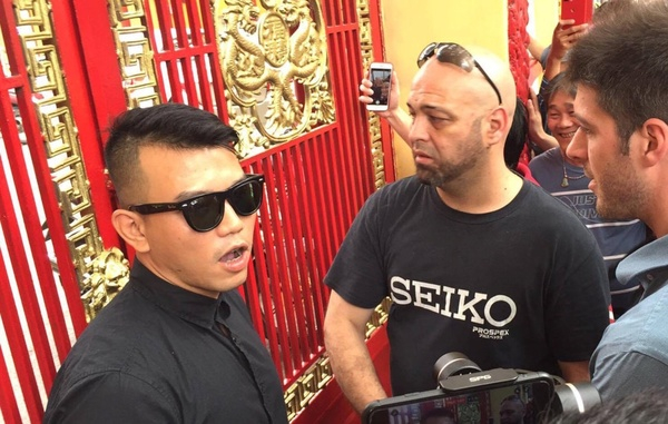 Nam Huỳnh Đạo kh&ocirc;ng mở cửa đ&oacute;n tiếp Flores d&ugrave; từng... c&oacute; lời mời d&ugrave;ng cơm th&acirc;n mật