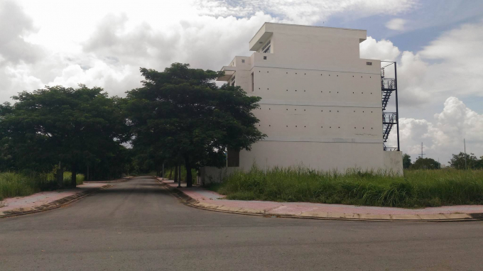 Căn nh&agrave; mẫu duy nhất, đến nay tận dụng để nu&ocirc;i yến.