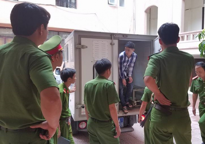 B&ugrave;i Trung Phi tại phi&ecirc;n sơ thẩm s&aacute;ng nay 21/7.