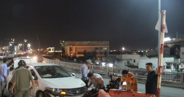 Bị ô tô tông tử vong vì chạy ngược chiều trên cầu Thủ Thiêm