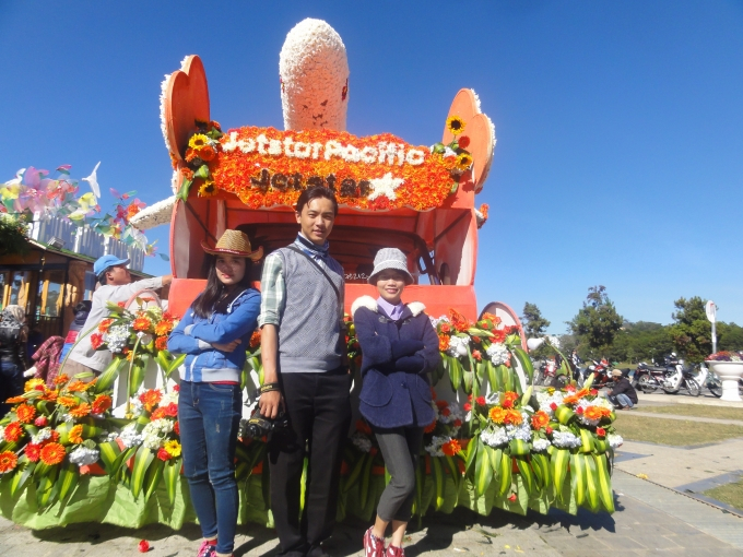 Festival hoa Đ&agrave; Lạt l&agrave; dịp để du kh&aacute;ch đến tham quan, nghỉ dưỡng v&agrave; chụp h&igrave;nh lưu niệm.