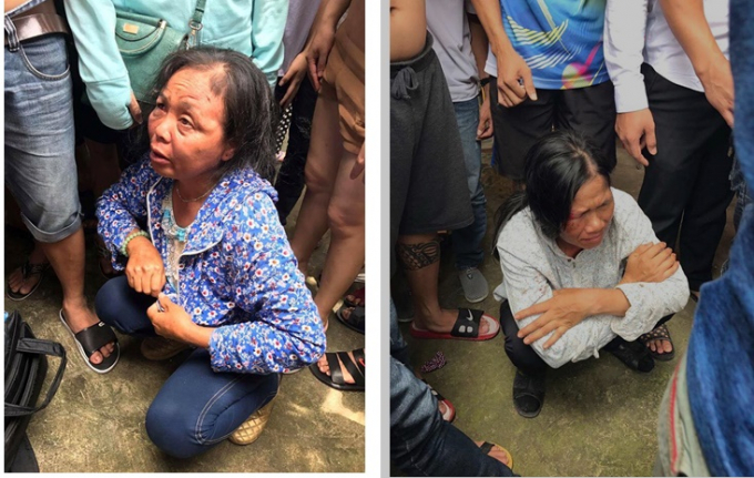 Hai người phụ nữ nghi bắt c&oacute;c trẻ em bị người d&acirc;n bắt giữ.