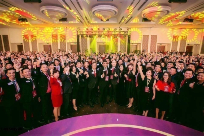 Hơn 1.300 Doanh nh&acirc;n VN v&agrave; quốc tế tham dự HNĐC 2017 tại VN.