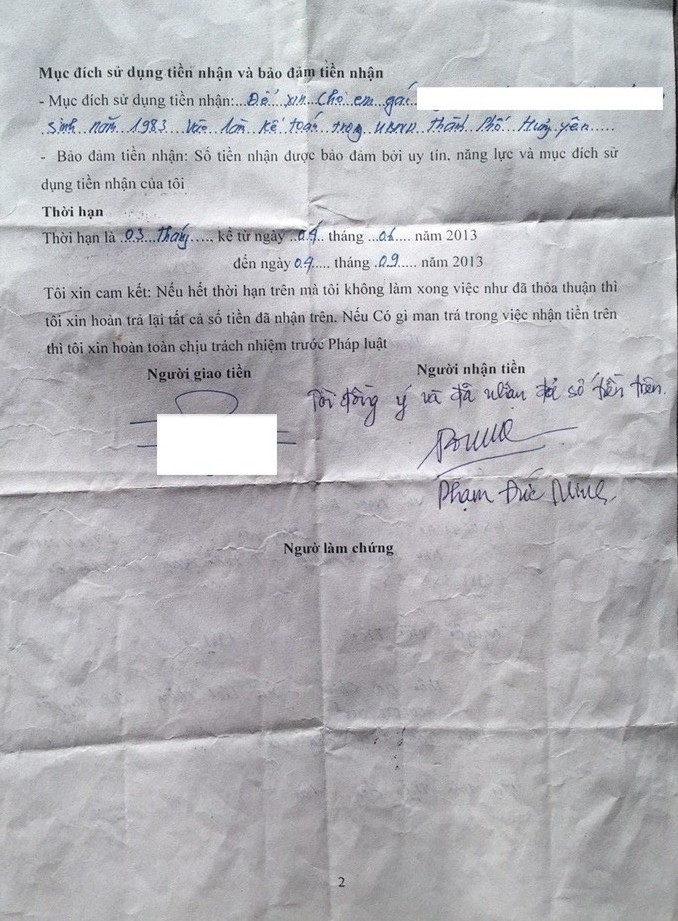 Giấy tờ nhận tiền ghi r&otilde; chạy việc của &ocirc;ng Phạm Đức Minh.