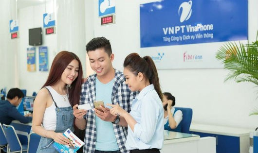 Nhiều ưu đ&atilde;i mới, tiện &iacute;ch mới sẽ được VNPT mang đến cho c&aacute;c hội vi&ecirc;n VinaPhone Plus l&agrave; kh&aacute;ch h&agrave;ng di động, internet v&agrave; truyền h&igrave;nh, tiến th&ecirc;m một bước nữa trong việc n&acirc;ng cao chất lượng chăm s&oacute;c kh&aacute;ch h&agrave;ng.