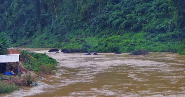 Lâm Đồng: Đã tìm thấy thi thể nam thanh niên đuối nước trên sông Đồng Nai