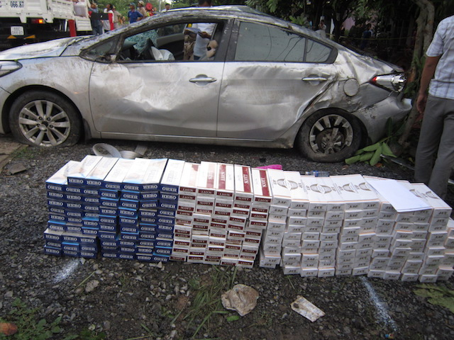 Hiện trường vụ tai nạn. (Ảnh: b&aacute;o C&ocirc;ng an nh&acirc;n d&acirc;n)