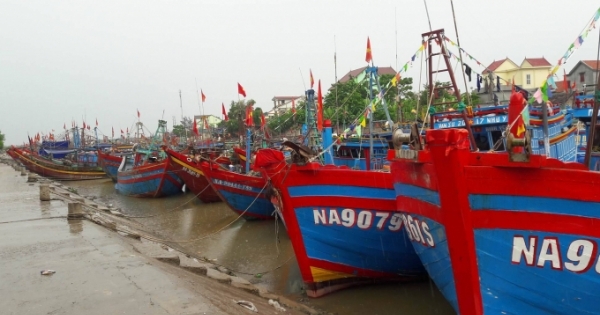Nghệ An cấm ngư dân ra biển tránh hậu quả đáng tiếc trước diễn biến phức tạp của bão số 4