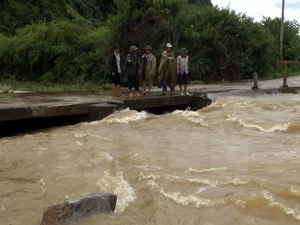Hiện nay, mực nước tr&ecirc;n c&aacute;c s&ocirc;ng từ Thanh H&oacute;a đến Thừa Thi&ecirc;n Huế đang xuống chậm; c&aacute;c s&ocirc;ng ở khu vực bắc T&acirc;y Nguy&ecirc;n c&oacute; dao động nhỏ. Ảnh: minh họa/ Nguồn: TTXVN