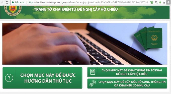 Người d&acirc;n dễ d&agrave;ng l&agrave;m thủ tục l&agrave;m tờ khai khi v&agrave;o website của&nbsp;Cơ quan&nbsp;Quản l&yacute; xuất nhập cảnh v&agrave; chọn mục tr&ecirc;n c&ugrave;ng b&ecirc;n phải: