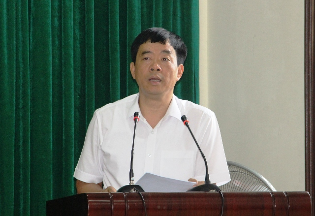 &Ocirc;ng L&ecirc; Ngọc Chiến - Chủ tịch UBND TP.Sầm Sơn - trả lời doanh nghiệp tại buổi đối thoại. (Ảnh: Hồng Đức)