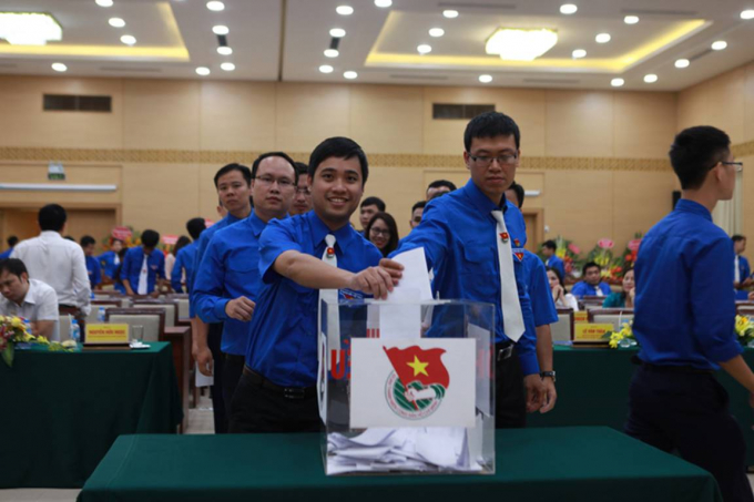 Đại biểu bỏ phiếu bầu Ban Chấp h&agrave;nh Đo&agrave;n Thanh ni&ecirc;n Bộ X&acirc;y dựng nhiệm kỳ 2017-2022.