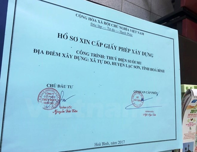 Hồ sơ xin cấp Giấy ph&eacute;p x&acirc;y dựng của chủ đầu tư thủy điện Suối Mu. (Ảnh: H.V/Vietnam+)