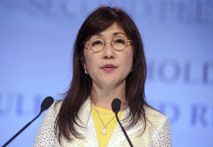 Ng&agrave;y 28/7, Bộ trưởng Quốc ph&ograve;ng Nhật Bản Tomomi Inada đ&atilde; từ chức. (Ảnh: AP)