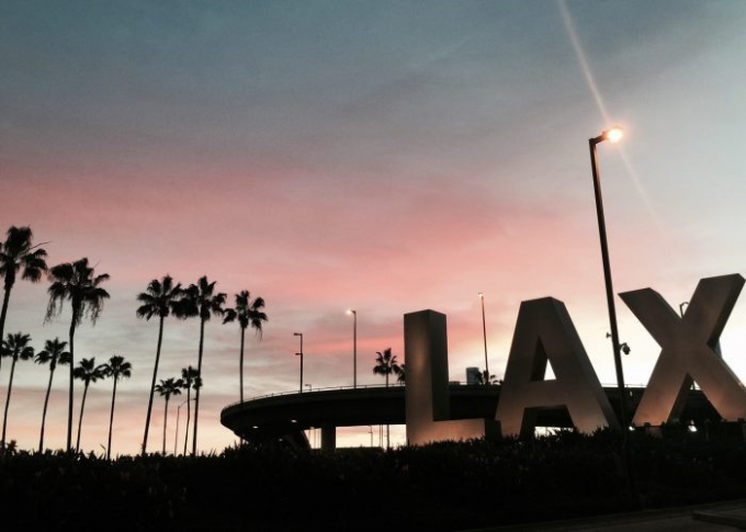 Trước khi đặt v&eacute; m&aacute;y bay, bạn cần lưu &yacute; những điều n&agrave;y