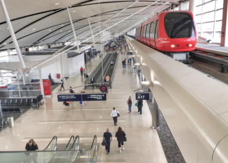 Trước khi đặt v&eacute; m&aacute;y bay, bạn cần lưu &yacute; những điều n&agrave;y