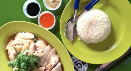 Qu&yacute; &ocirc;ng hơn 50 tuổi chia sẻ b&iacute; quyết trẻ như thanh ni&ecirc;n 20