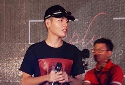 Đức Phúc lần đầu xuất hiện sau phẫu thuật thẩm mỹ