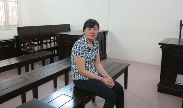 Bị c&aacute;o S&aacute;u tại t&ograve;a.