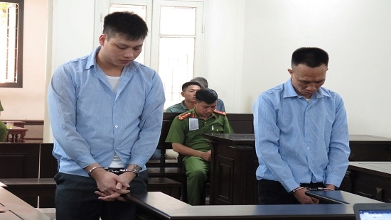 Đòi tiền không được, gọi đồng bọn đến giết người rồi bỏ trốn sang Trung Quốc