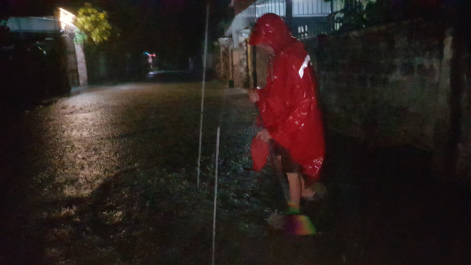 Lượng mưa kh&aacute; lớn giải nhiệt