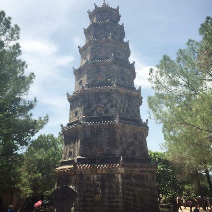 Th&aacute;p Phước Duy&ecirc;n ở ch&ugrave;a Thi&ecirc;n Mụ