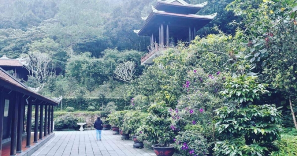 Đến Huế là về với đất Phật