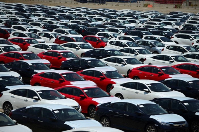 Ph&acirc;n kh&uacute;c xe hạng C: Honda Civic 'đổi đời', Chevrolet Cruze tuột dốc