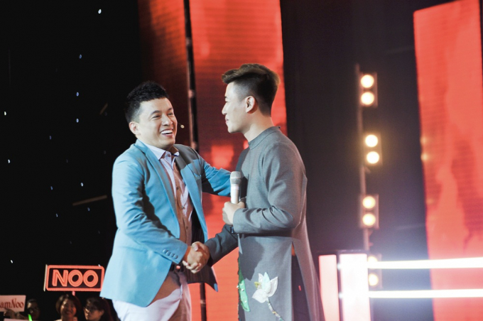 The Voice: Sau tất cả, Thu Phương bấm cứu ch&agrave;ng trai mang