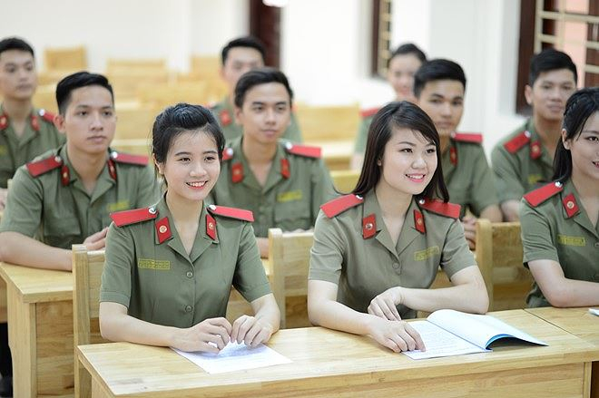 Chỉ ti&ecirc;u v&agrave;o c&aacute;c trường CAND năm 2018 giảm rất mạnh, chỉ c&ograve;n 1.192 th&iacute; sinh.