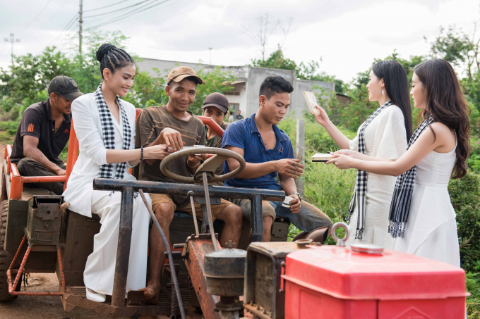 Kỳ Duy&ecirc;n, Mỹ Linh, Trương Thị May, Th&ugrave;y Dung