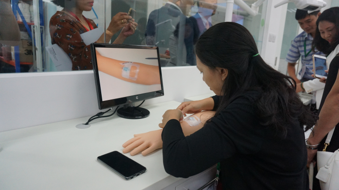 Thực nghiệm tr&ecirc;n m&ocirc; h&igrave;nh điện tử hiện đại