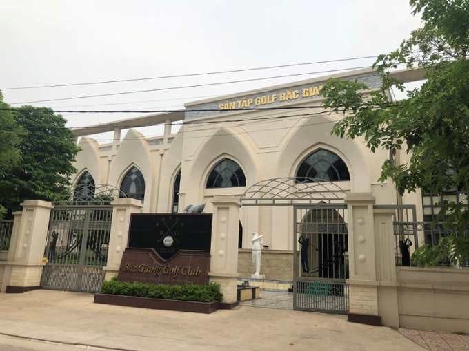 UBND tỉnh Bắc Giang cho &ocirc;ng Nguyễn Hữu Phải mượn 17.000m2 đất c&ocirc;ng để x&acirc;y dựng s&acirc;n tập Golf.